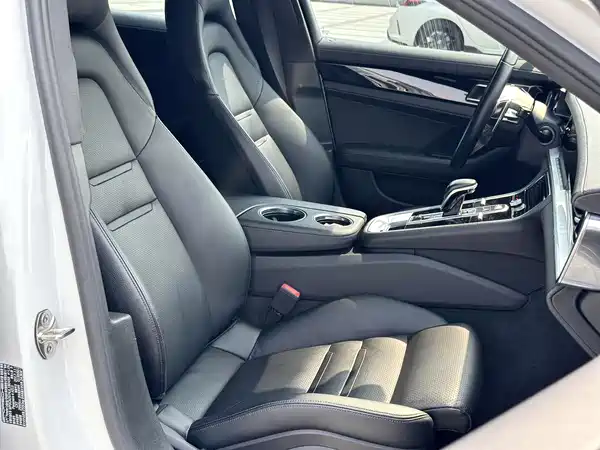 Porsche Panamera 2017