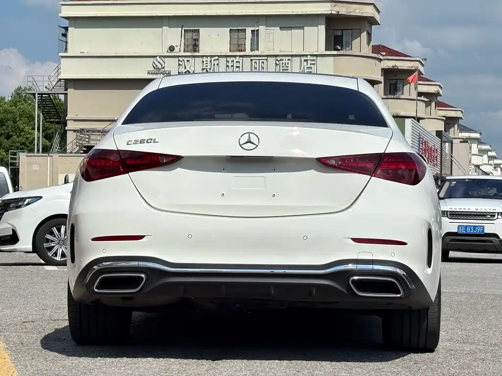 Mercedes-Benz C-Class 2023 — фото 8