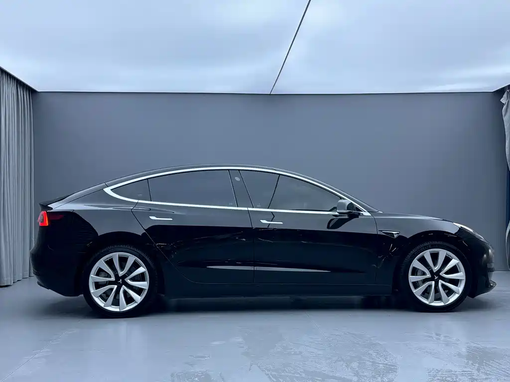 Tesla Model 3 2020 — фото 7