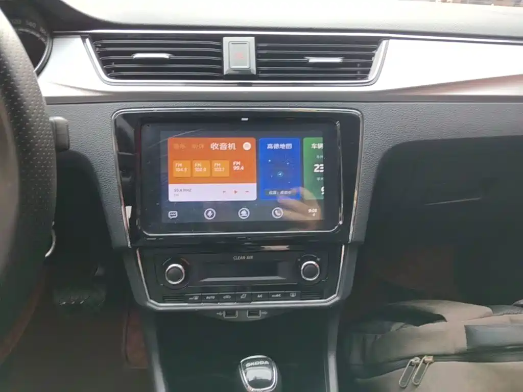 Skoda Rapid 2023 — фото 13