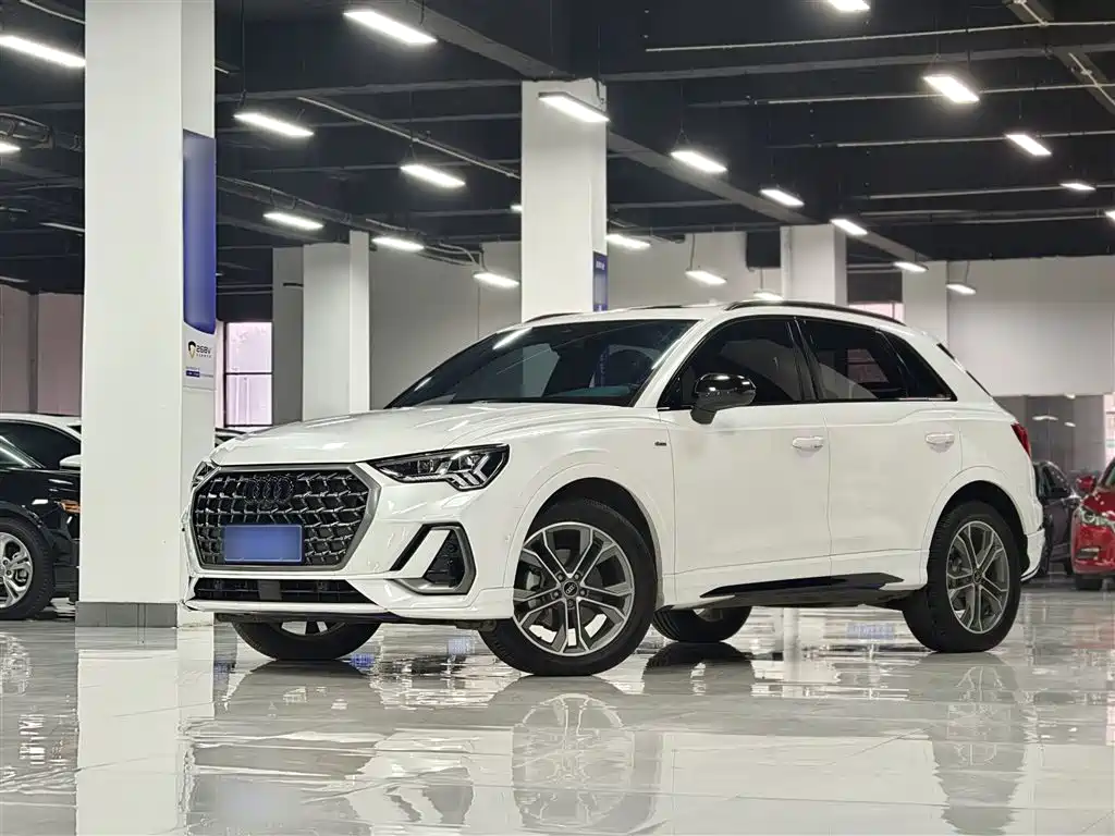 Audi Q3 2023 — фото 2