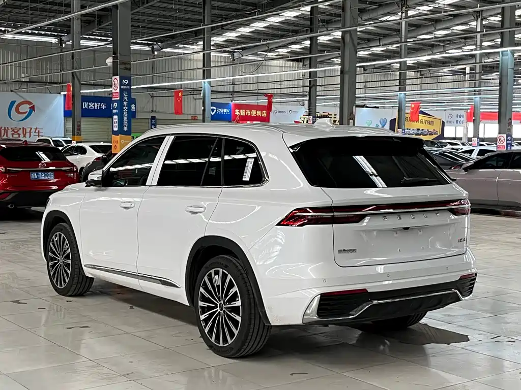 Geely Xingyue L 2026 — фото 15