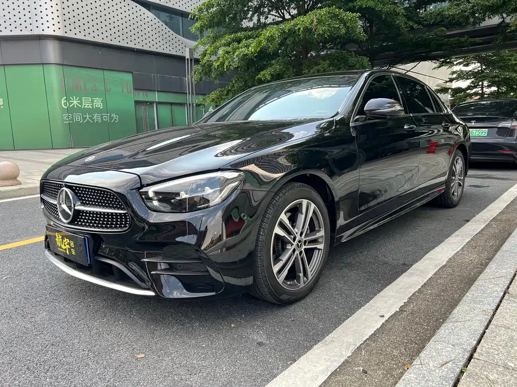 Mercedes-Benz E-Class 2023