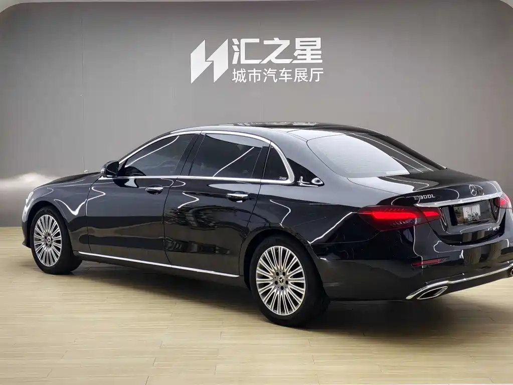 Mercedes-Benz E-Class 2023 — фото 3