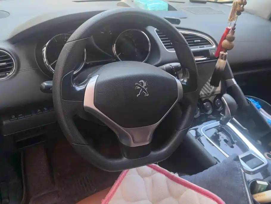 Peugeot 3008 2015 — фото 15