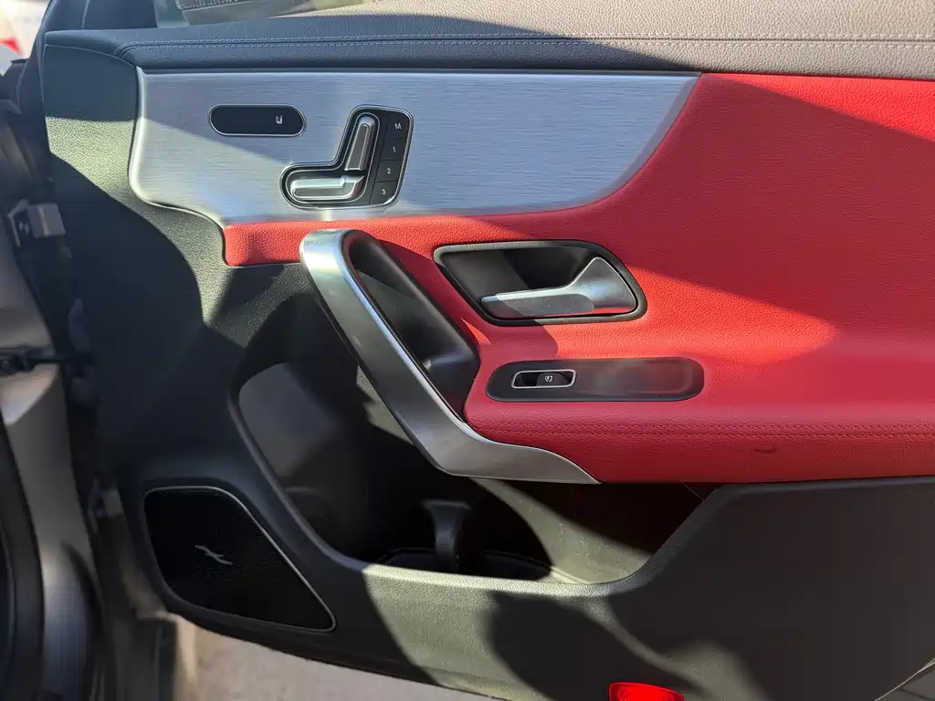 Mercedes-Benz CLA AMG 2020 — фото 7