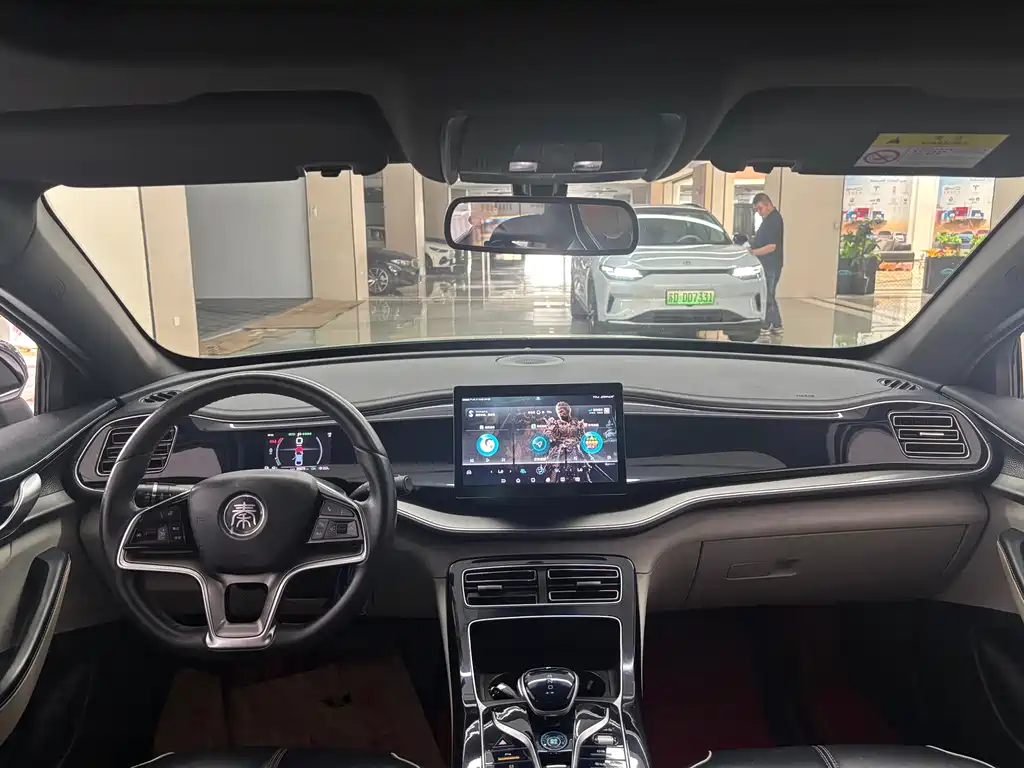 BYD Qin PLUS 2022 — фото 12