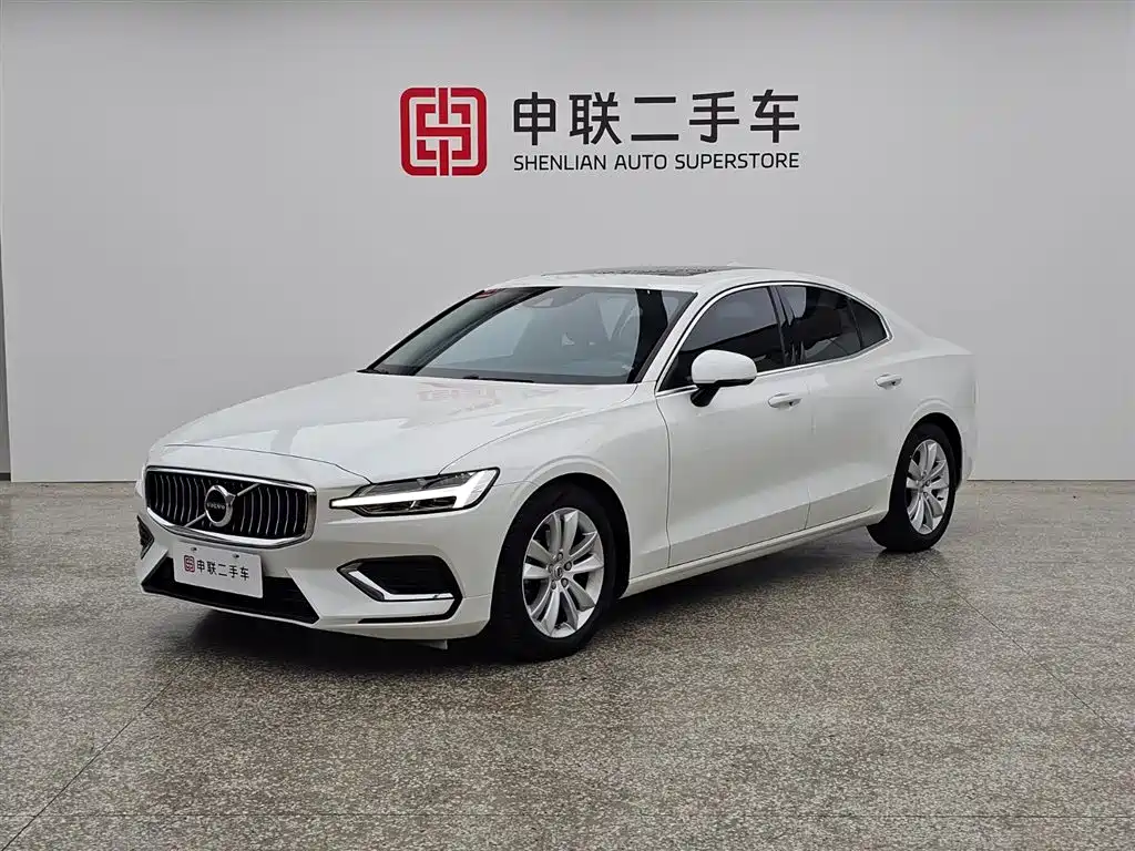 Volvo S60 2020 — фото 1