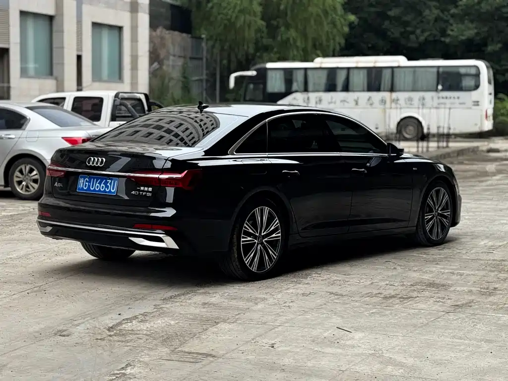 Audi A6L 2023 — фото 4