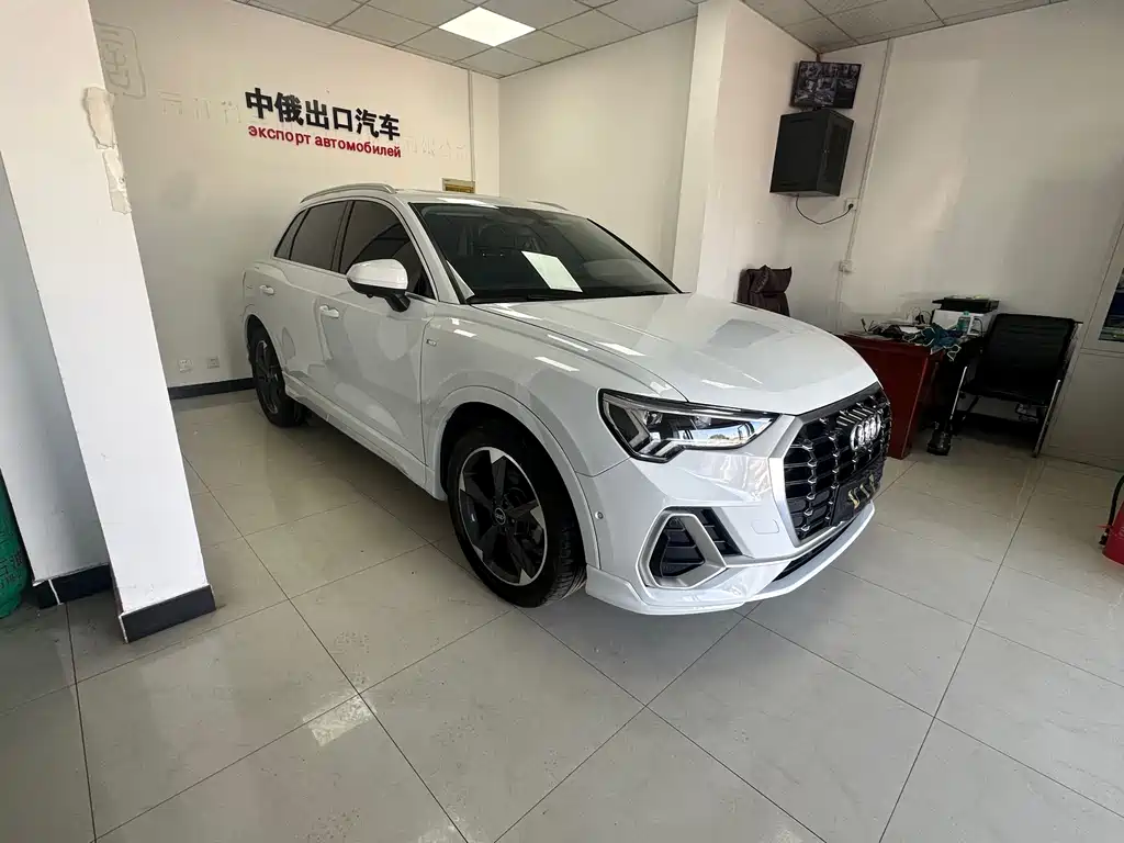 Audi Q3 2022