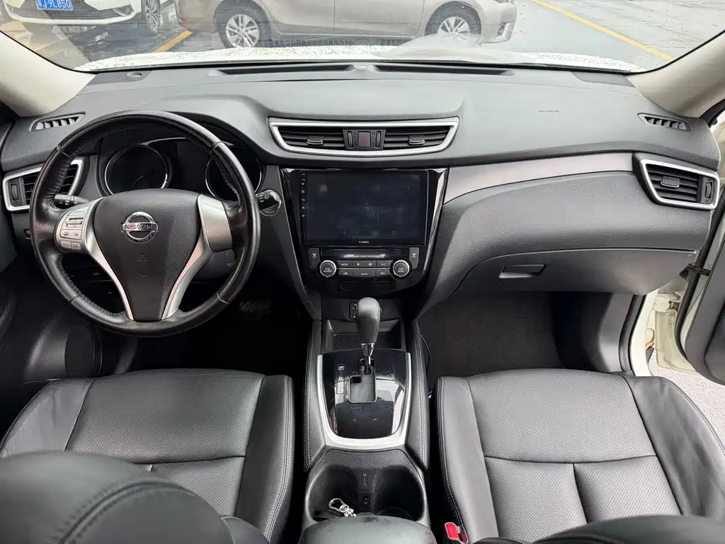 Nissan X-Trail 2015 — фото 25