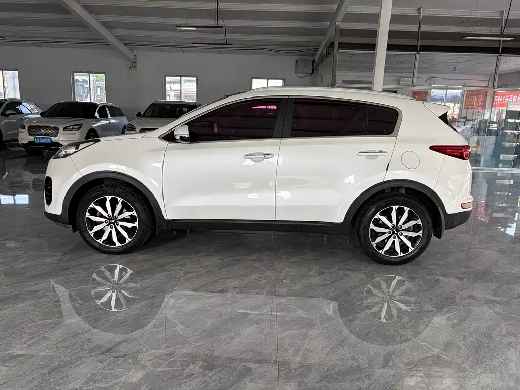 Kia KX5 2017 — фото 3
