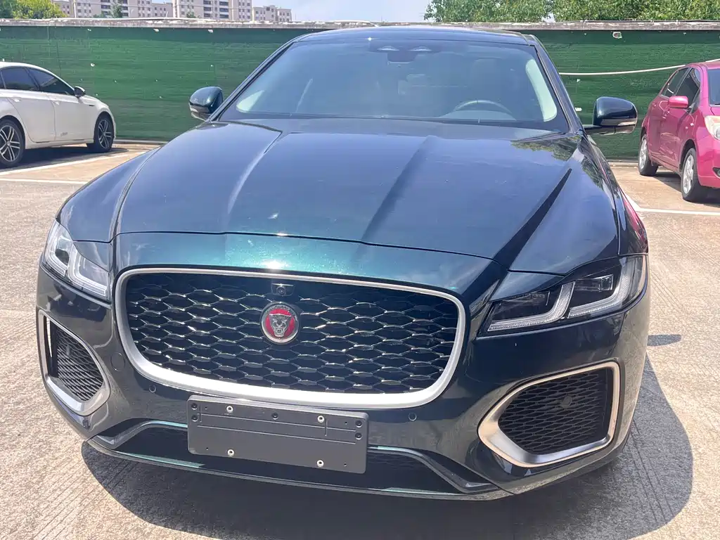 Jaguar XFL 2025