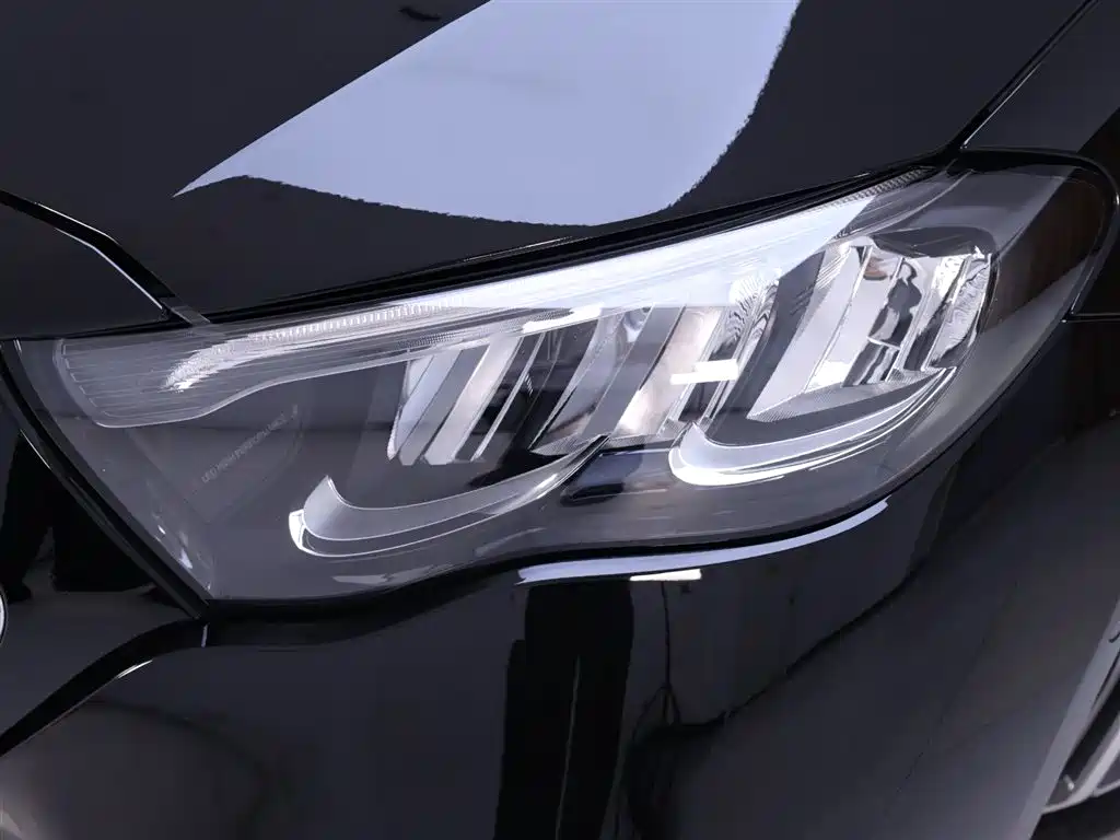Mercedes-Benz E-Class 2024