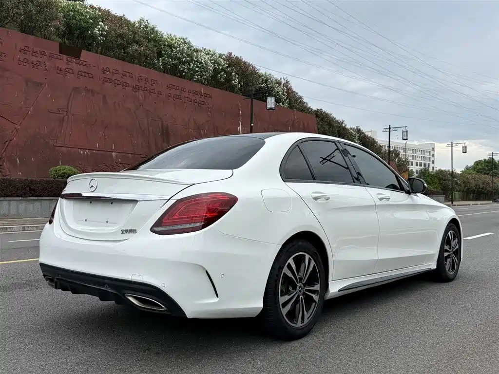 Mercedes-Benz C-Class 2019