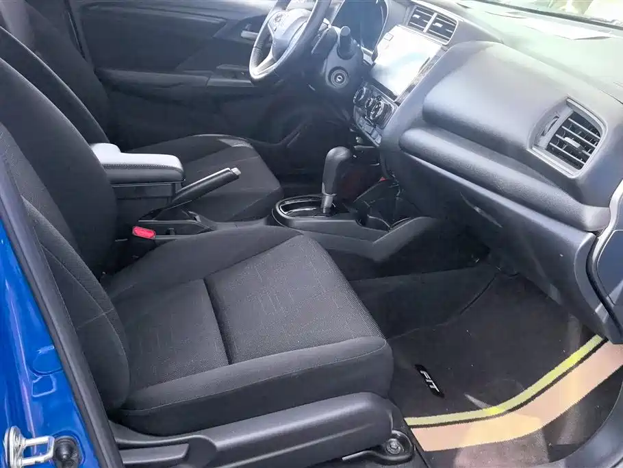 Honda Fit 2019 — фото 8