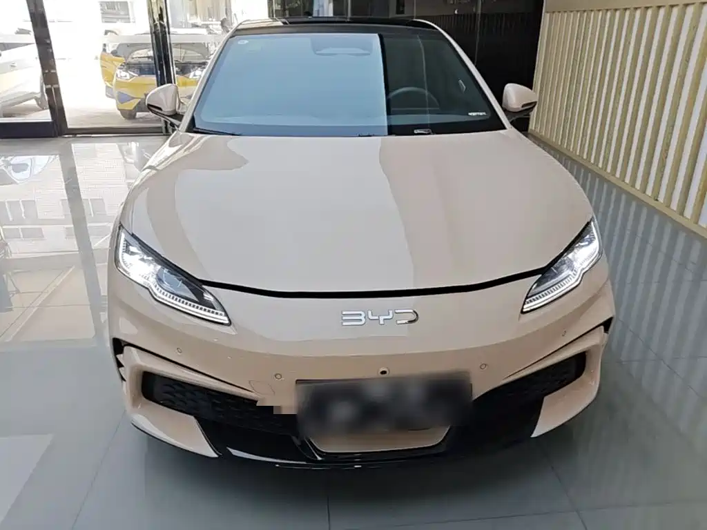 BYD Seal 06GT 2025 — фото 3