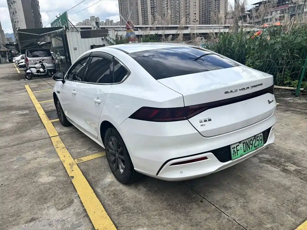 BYD Qin PLUS 2021 — фото 5