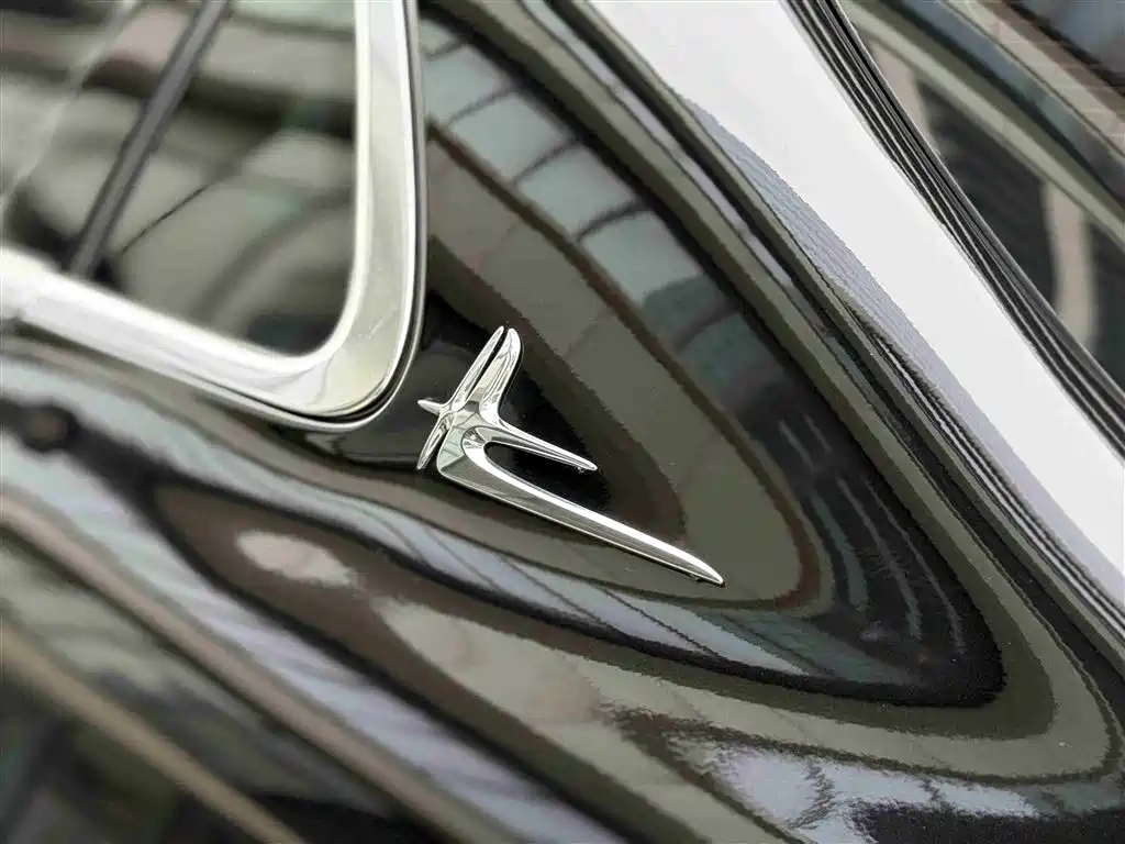Mercedes-Benz E-Class 2022 — фото 21