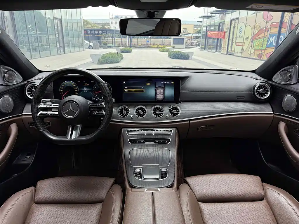 Mercedes-Benz E-Class 2022 — фото 29