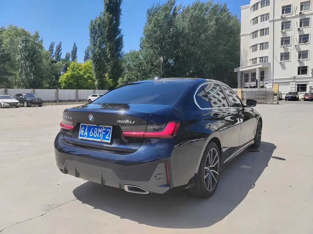 BMW 3 Series 2023