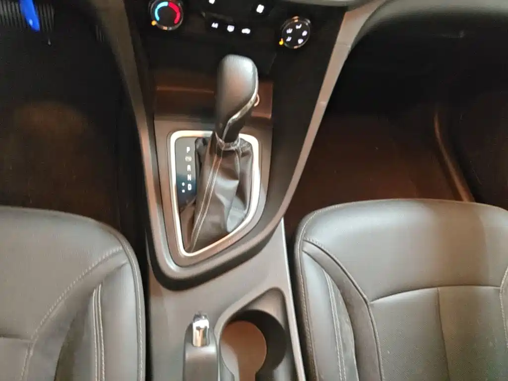 Buick Excelle 2022 — фото 14