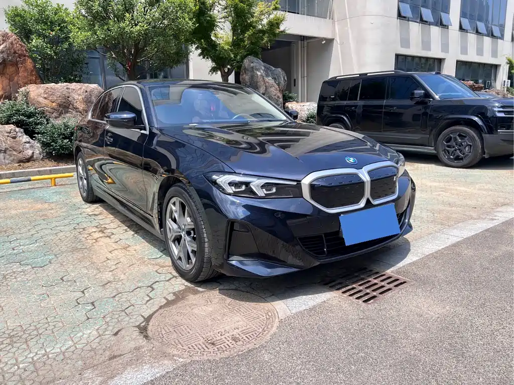 BMW i3 2023