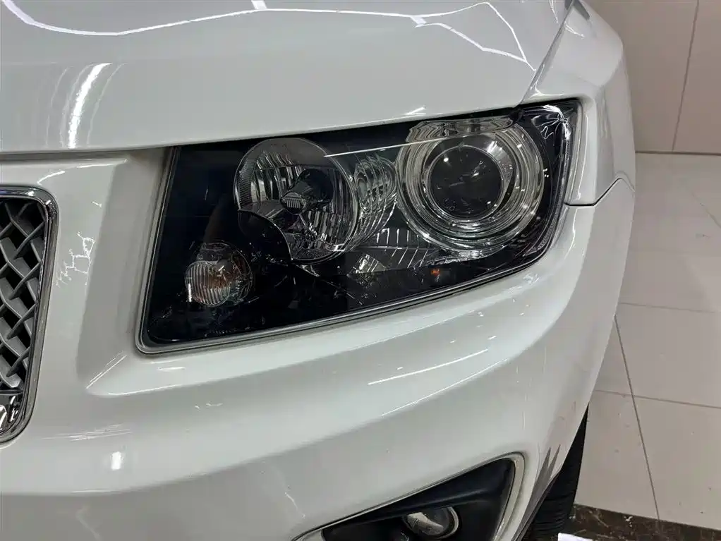 Jeep Compass 2013 — фото 13