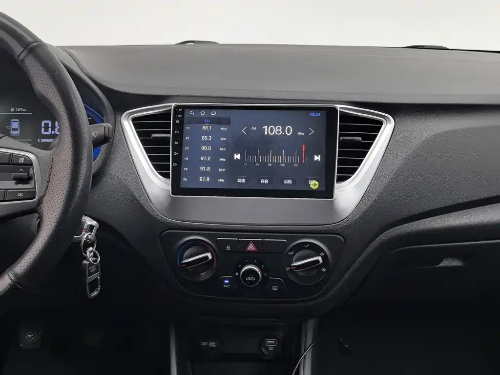 Hyundai Verna 2021 — фото 12