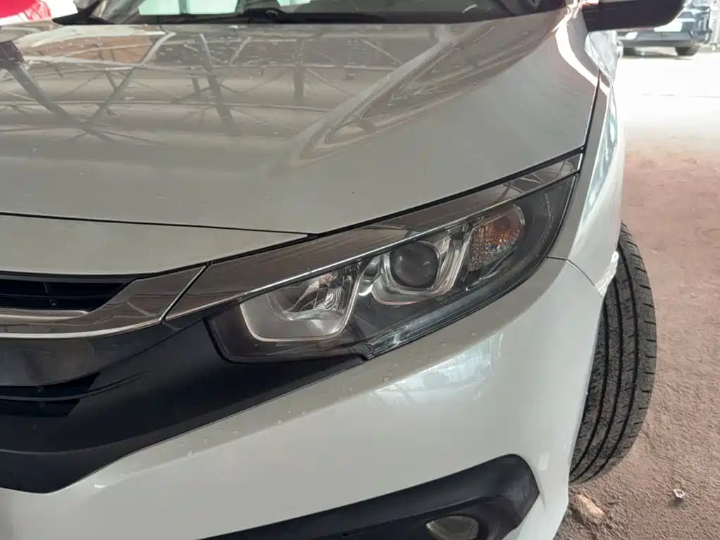 Honda Civic 2017 — фото 19