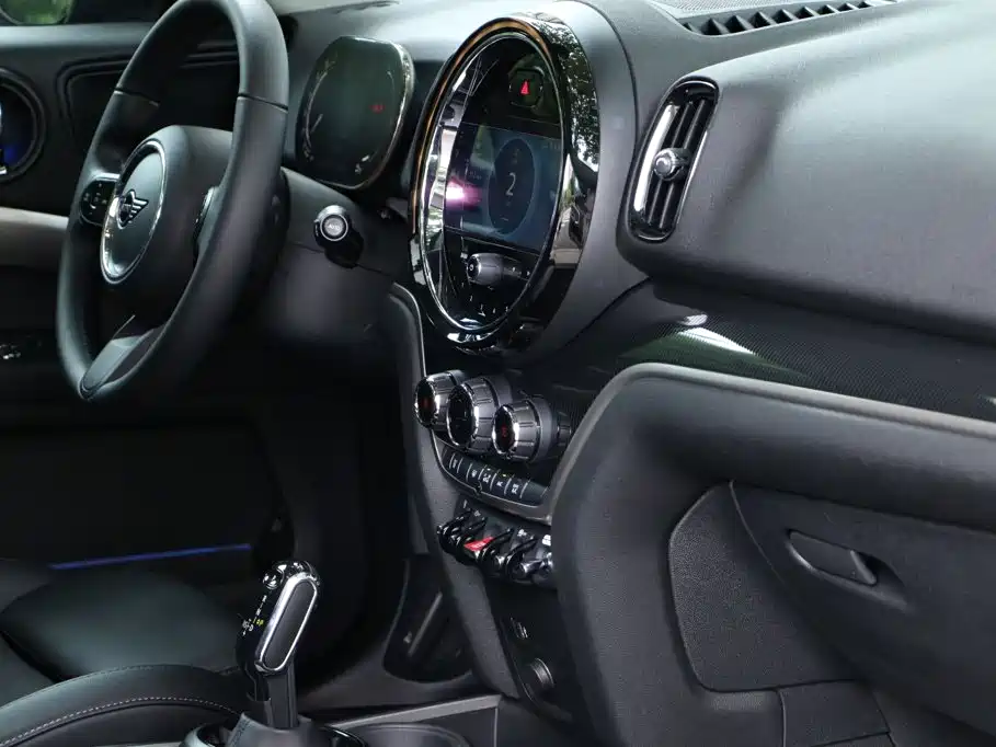 MINI Countryman 2021 — фото 17