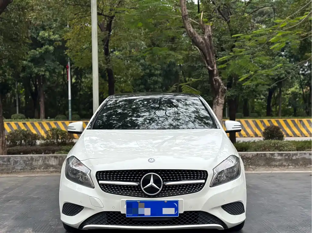 Mercedes-Benz A-Class 2014 — фото 2