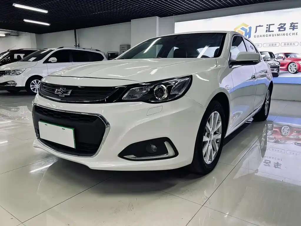 Chevrolet Malibu 2017 — фото 1