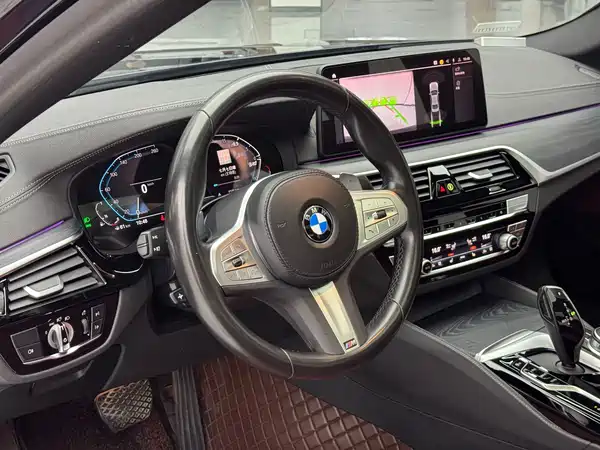 BMW 5 Series 2023