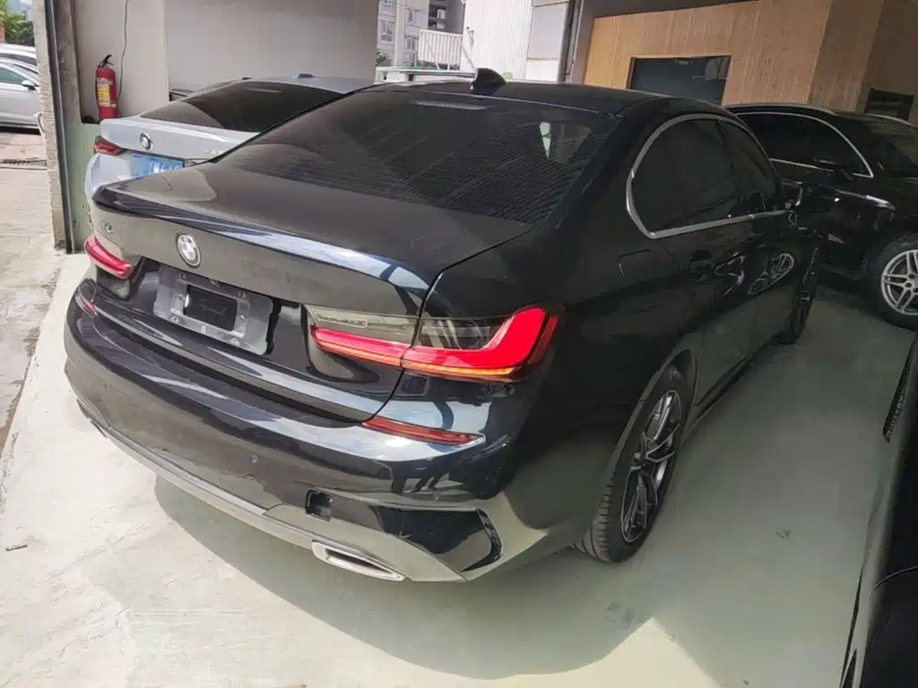 BMW 3 Series 2022