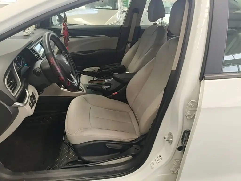 Buick Excelle GT 2020 — фото 15