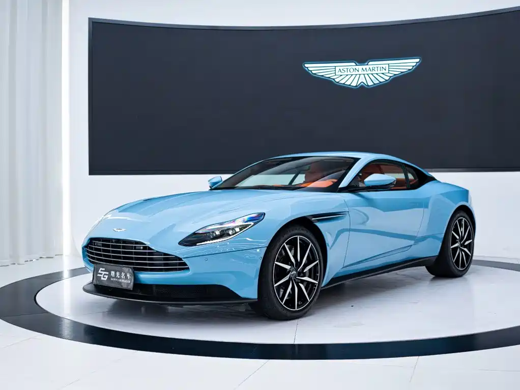 Aston Martin DB11 2020