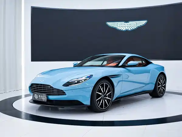 Aston Martin DB11 2020