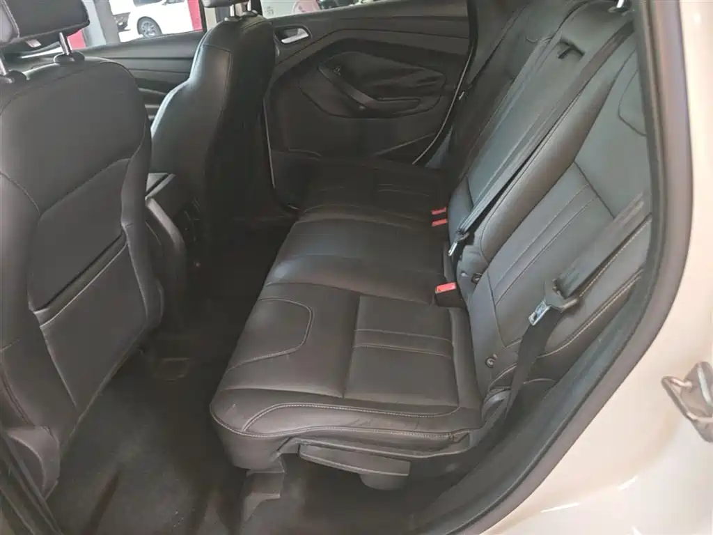Ford Kuga 2014 — фото 17