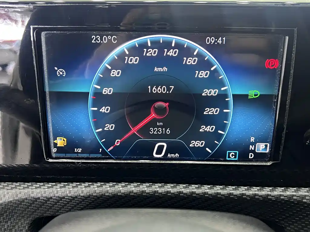 Mercedes-Benz A-Class 2022 — фото 11