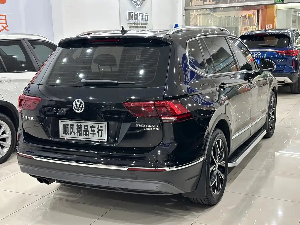Volkswagen Tiguan L 2018 — фото 30