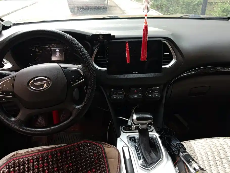 GAC Trumpchi GS4 2015 — фото 12