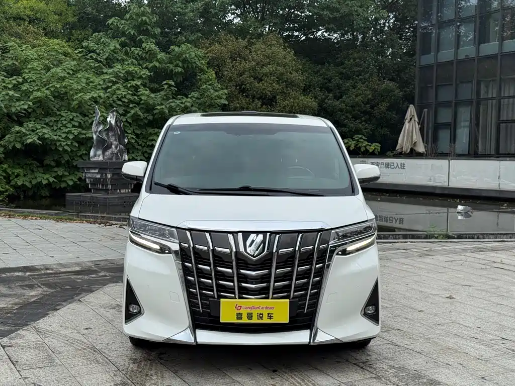 Toyota Alphard 2018 — фото 2