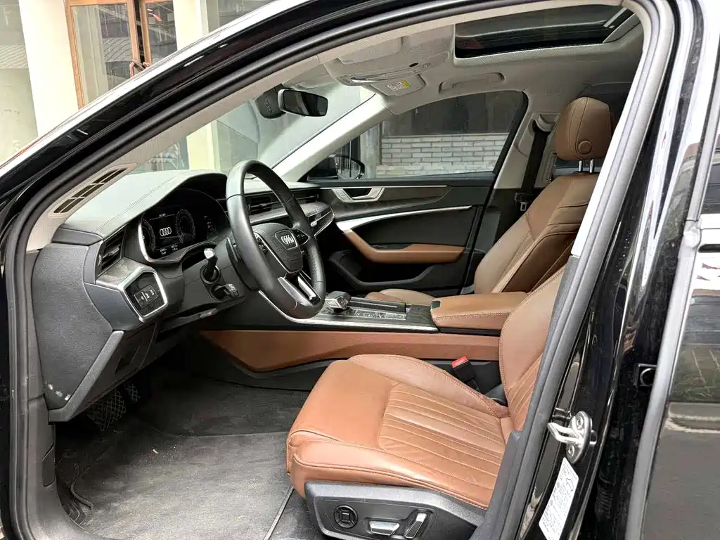 Audi A6L 2022