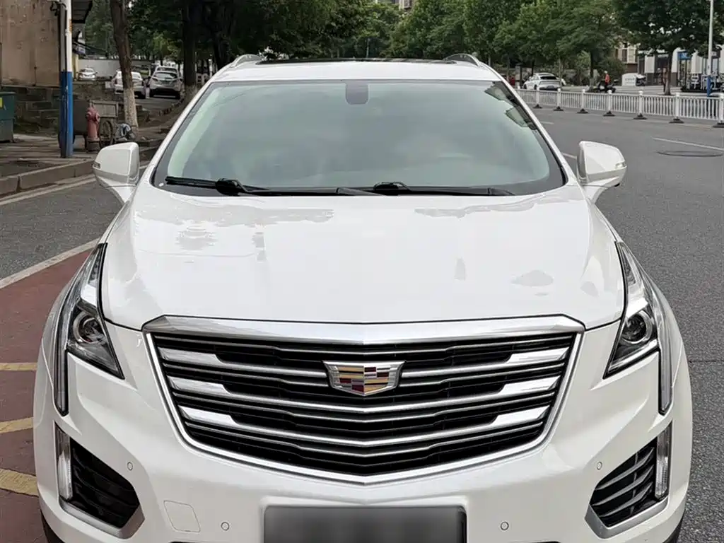 Cadillac XT5 2019 — фото 3