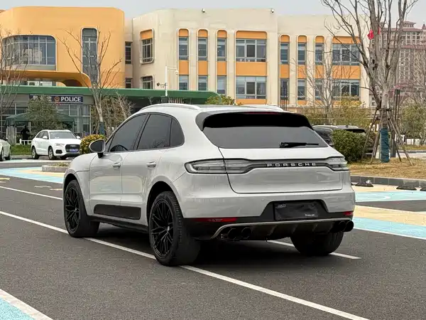 Porsche Macan 2017