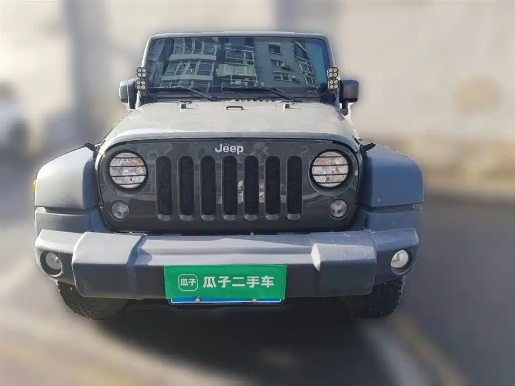 Jeep Wrangler 2015 — фото 22