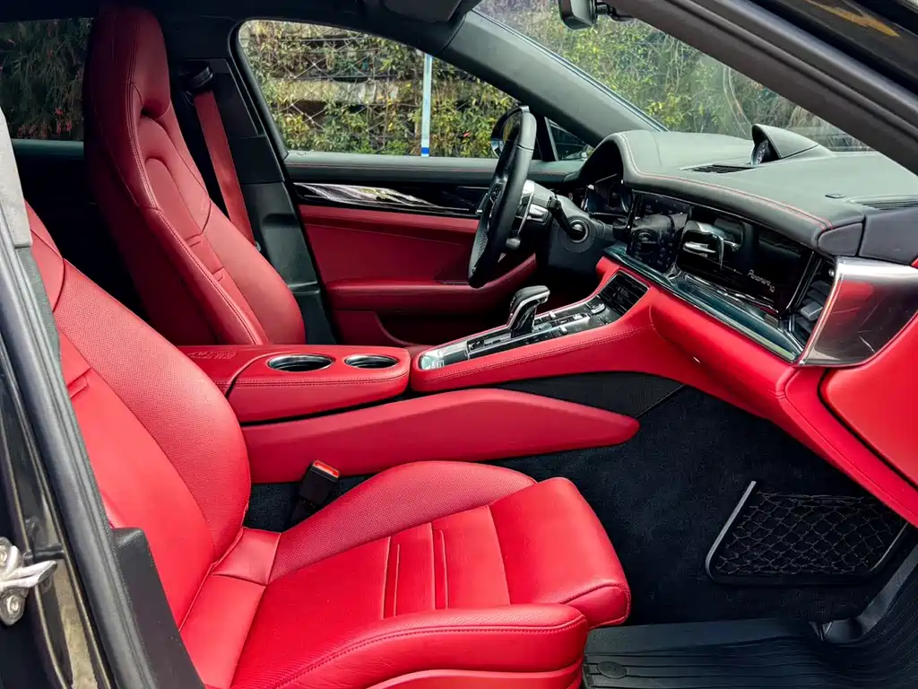 Porsche Panamera 2020 — фото 12