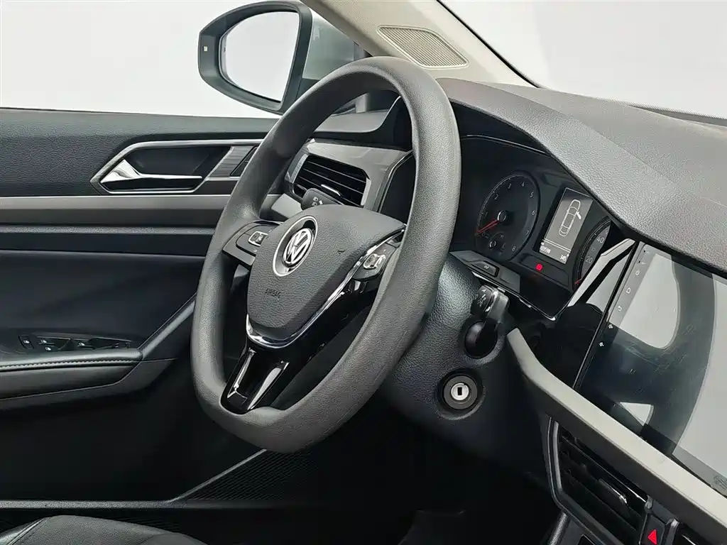Volkswagen Lavida 2019 — фото 22
