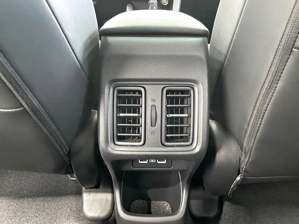 Honda Vezel 2023 — фото 14